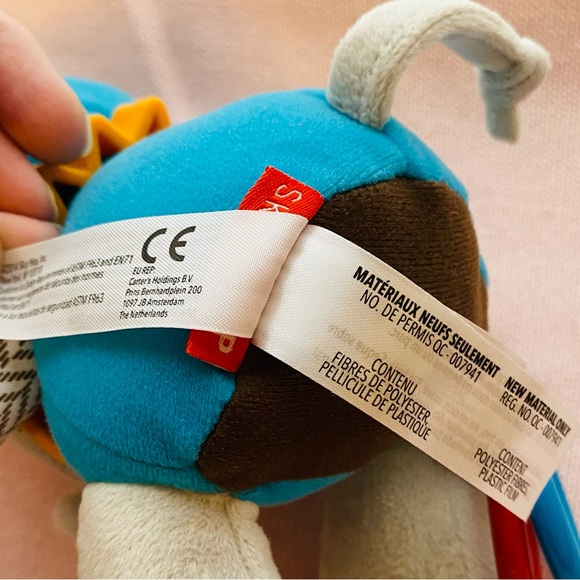 NWOT Skip Hop Elephant Bandana Buddies Stroller Toy - Picture 8 of 8